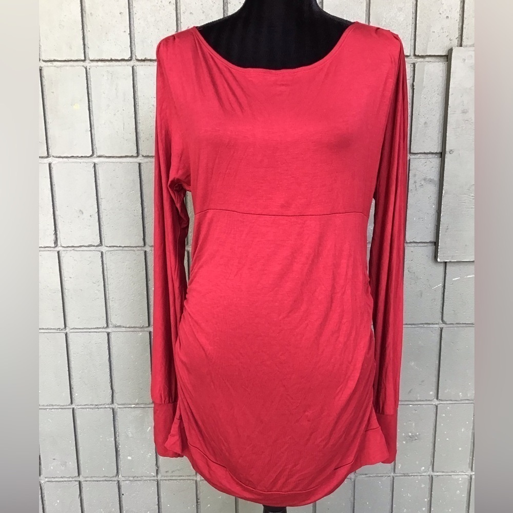 This NWT Lilac Brand Maternity dress with long sleeve- Size XL
